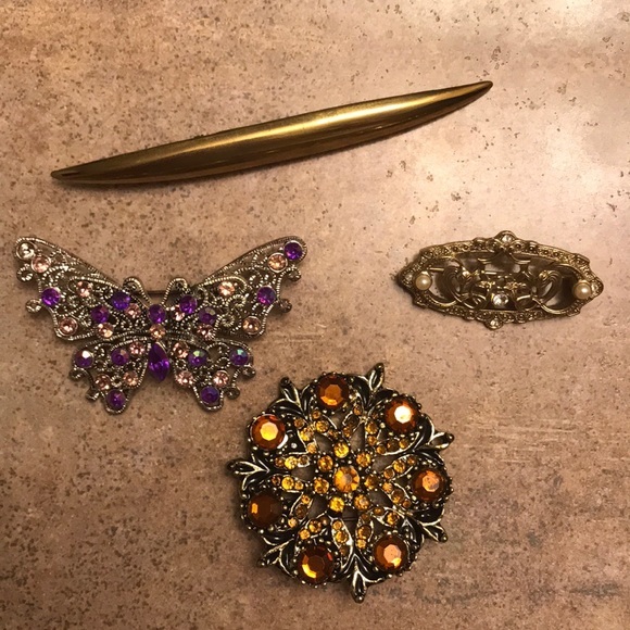 Jewelry - Brooches Lot